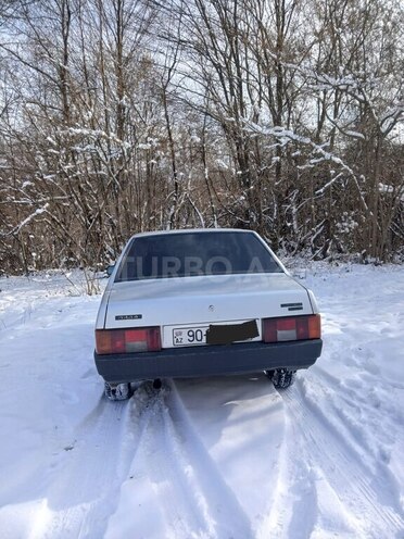 LADA (VAZ) 21099 1999, 376,571 km - 1.5 l - Quba