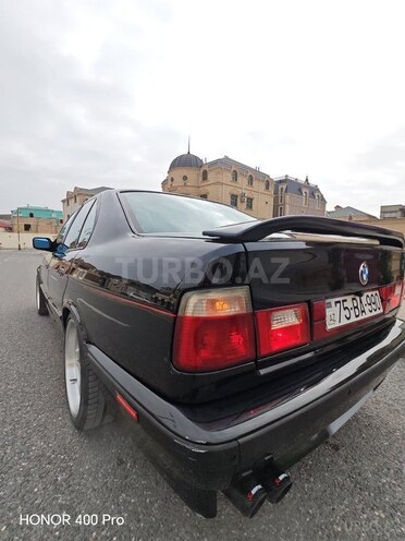BMW 520 1991, 390,000 km - 2.0 l - Bakı