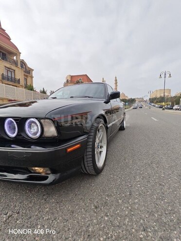 BMW 520 1991, 390,000 km - 2.0 l - Bakı