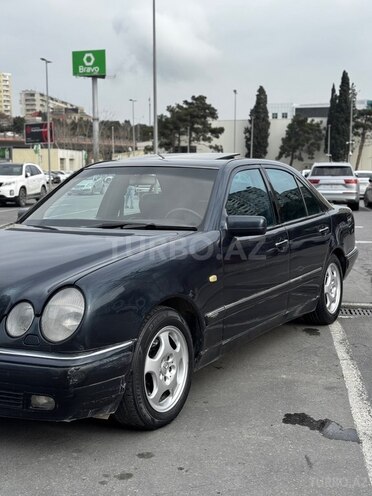 Mercedes E 230 1995, 403,064 km - 2.3 l - Bakı