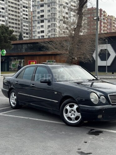 Mercedes E 230 1995, 403,064 km - 2.3 l - Bakı
