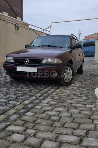 Opel Astra 1997, 304,000 km - 1.6 l - Bakı
