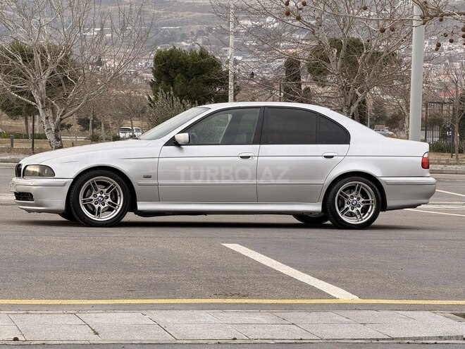 BMW 525 2001, 229,000 km - 2.5 l - Bakı