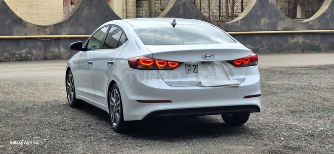 Hyundai Elantra 2017, 141,622 km - 2.0 l - Bakı