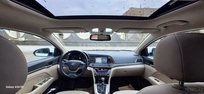 Hyundai Elantra 2017, 141,622 km - 2.0 l - Bakı