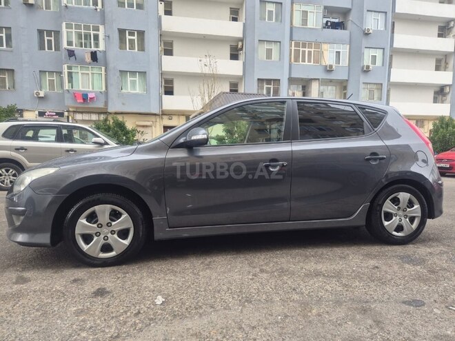 Hyundai i30 2011, 297,710 km - 1.6 л - Bakı