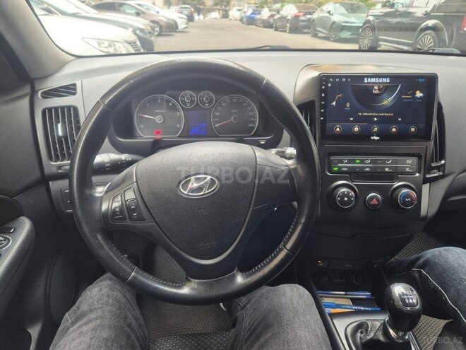 Hyundai i30 2011, 297,710 km - 1.6 л - Bakı