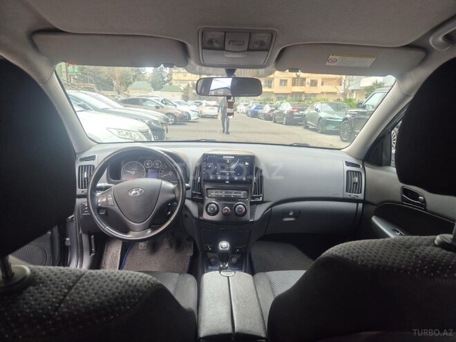 Hyundai i30 2011, 297,710 km - 1.6 л - Bakı