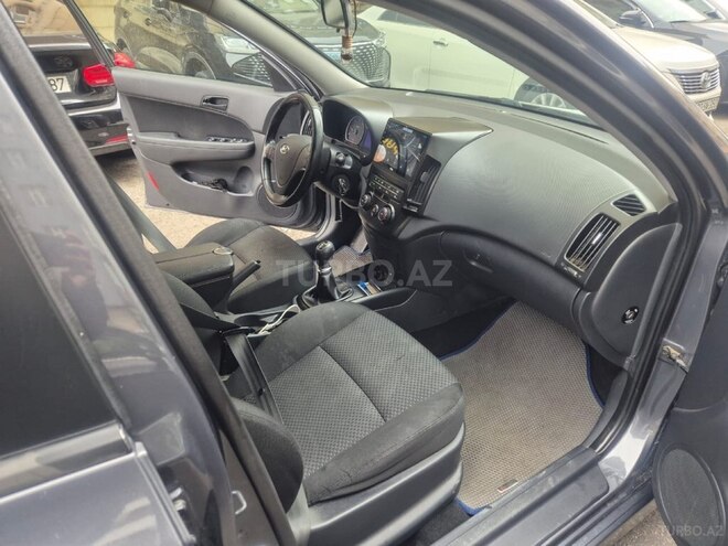 Hyundai i30 2011, 297,710 km - 1.6 л - Bakı