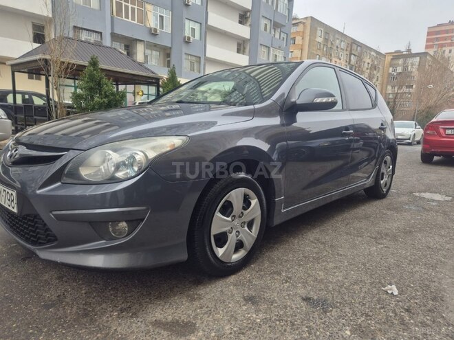 Hyundai i30 2011, 297,710 km - 1.6 л - Bakı