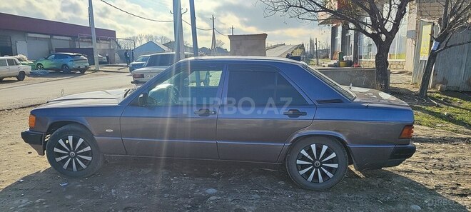 Mercedes 190 1991, 200,000 km - 2.0 л - Xaçmaz