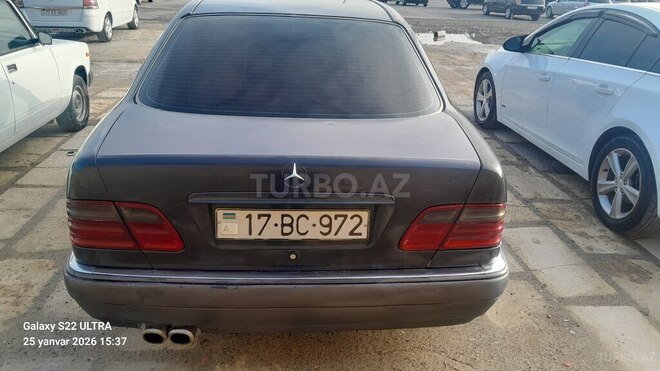 Mercedes E 230 1996, 380,000 km - 2.3 l - Sumqayıt