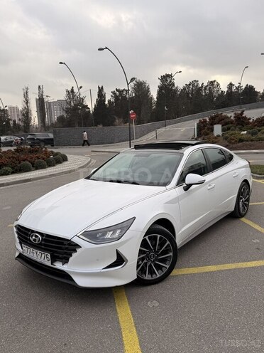 Hyundai Sonata-2