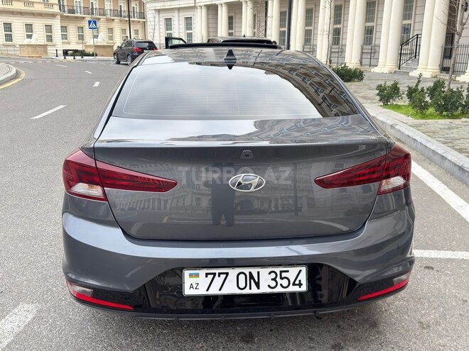 Hyundai Elantra 2019, 170,000 km - 2.0 l - Bakı