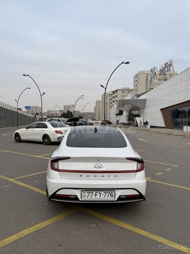 Hyundai Sonata-7