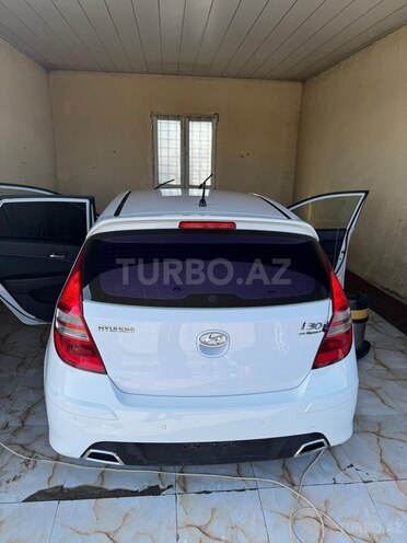 Hyundai i30 2010, 285,000 km - 1.6 l - Bakı
