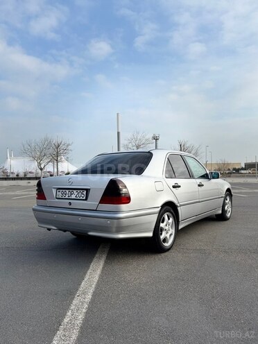 Mercedes C 180-5