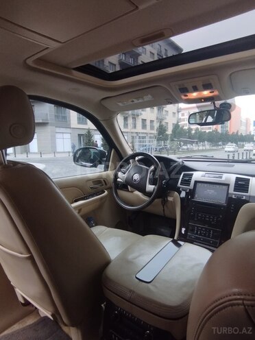 Cadillac Escalade 2008, 305,000 km - 6.2 l - Bakı