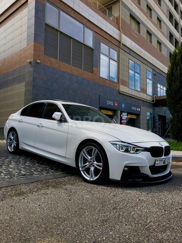 BMW  2017, 220,000 km - 2.0 l - Bakı