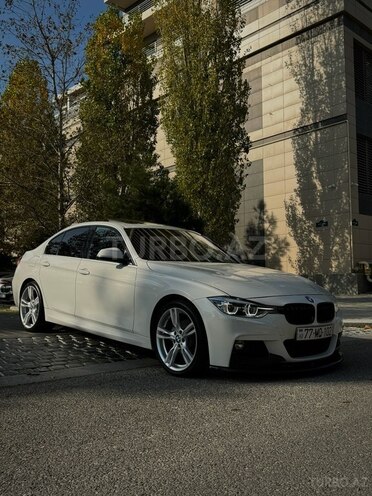 BMW  2017, 220,000 km - 2.0 l - Bakı