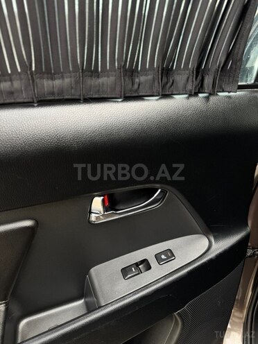 Kia Sportage 2011, 290,000 km - 2.0 l - Bakı