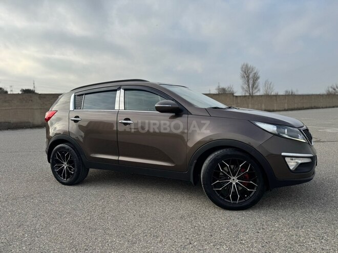 Kia Sportage 2011, 290,000 km - 2.0 l - Bakı
