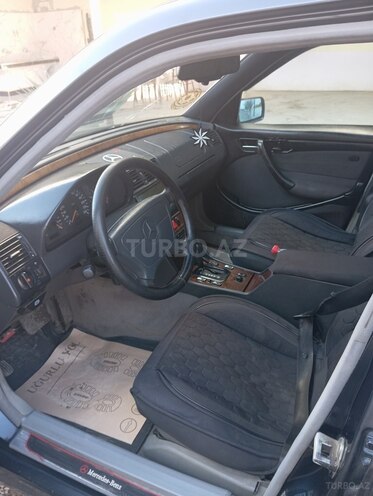Mercedes C 220 1995, 650,000 km - 2.2 l - Tovuz