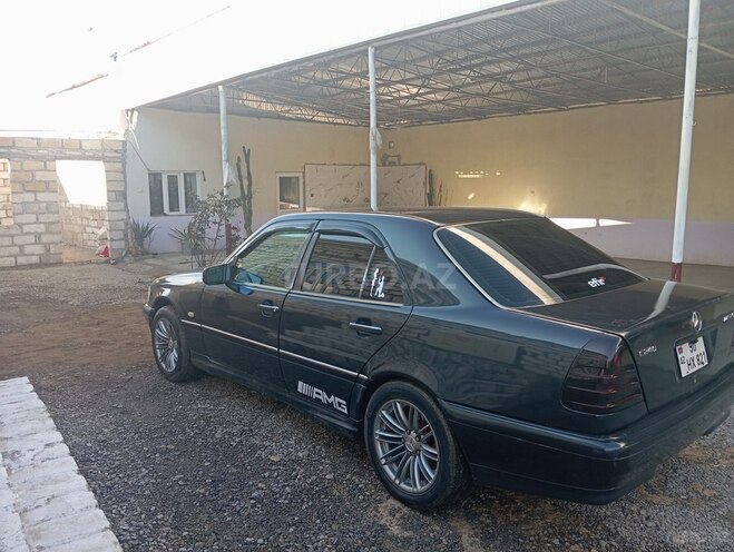 Mercedes C 220 1995, 650,000 km - 2.2 l - Tovuz
