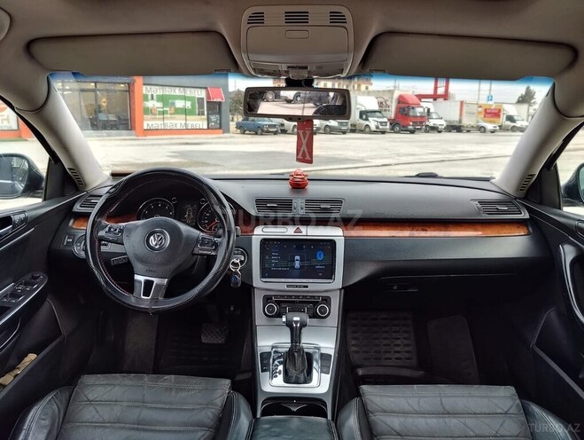 Volkswagen Passat 2010, 285,202 km - 1.8 л - Xırdalan