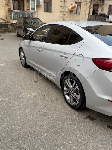Hyundai Avante 2018, 45,000 km - 1.6 л - Bakı