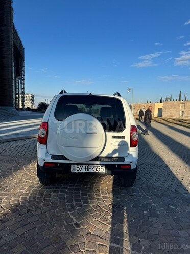 Chevrolet Niva-11