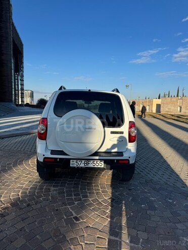 Chevrolet Niva-12