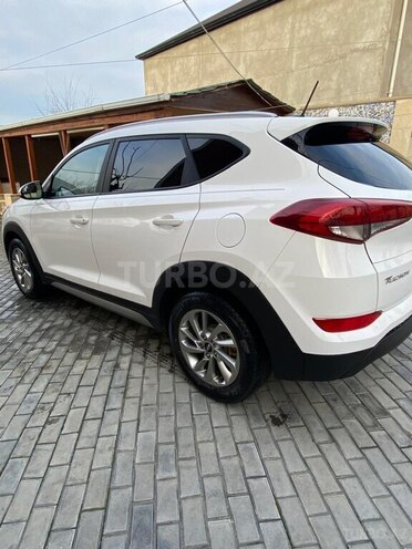 Hyundai Tucson 2016, 134,992 km - 2.0 l - Bakı
