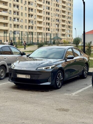 Changan Qiyuan A05 2025, 9,000 km - 1.5 l - Bakı