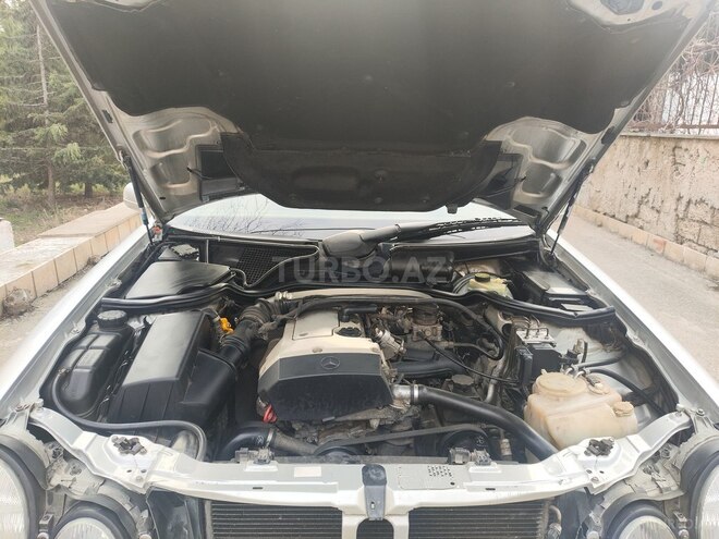 Mercedes E 200 1999, 400,000 km - 2.0 l - Bakı