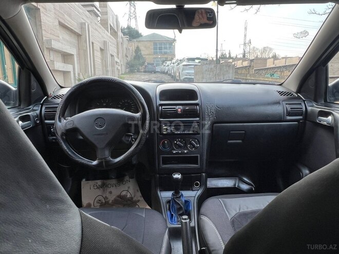 Opel Astra-12