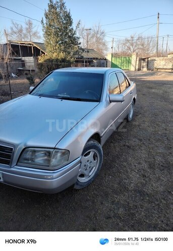 Mercedes C 200 1995, 372,296 km - 2.0 l - Bakı