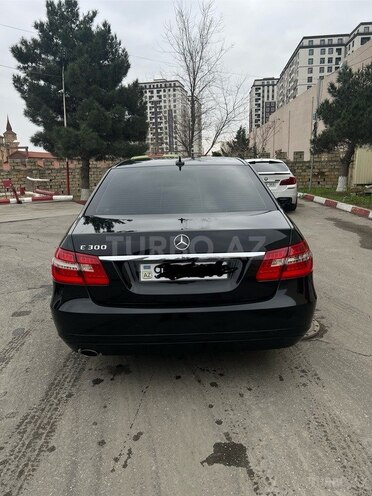 Mercedes E 250 2011, 272,524 km - 1.8 l - Bakı