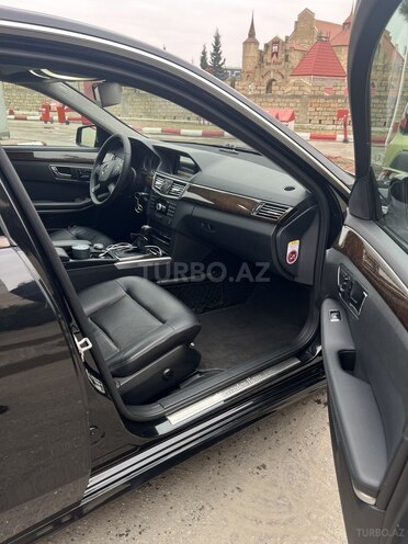 Mercedes E 250 2011, 272,524 km - 1.8 l - Bakı