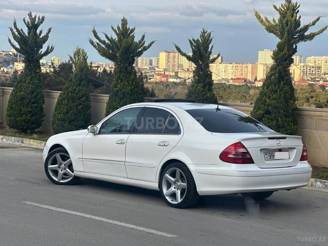 Mercedes E 320 2002, 297,000 km - 3.2 l - Bakı