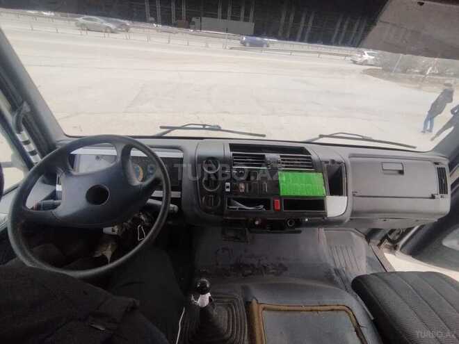 Mercedes Atego 2528-7