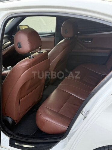 BMW 528 2015, 230,000 km - 2.0 l - Bakı