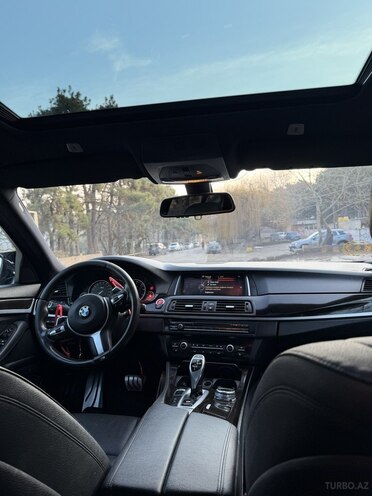 BMW 528-9