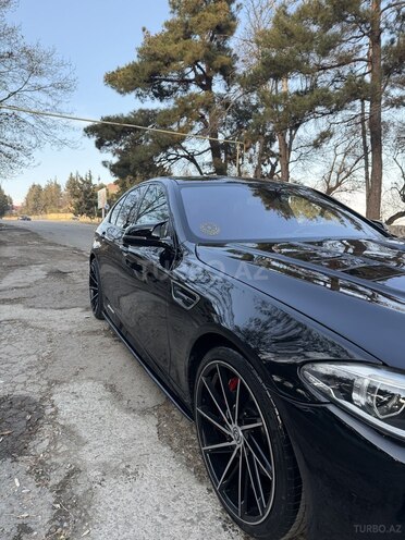 BMW 528-7