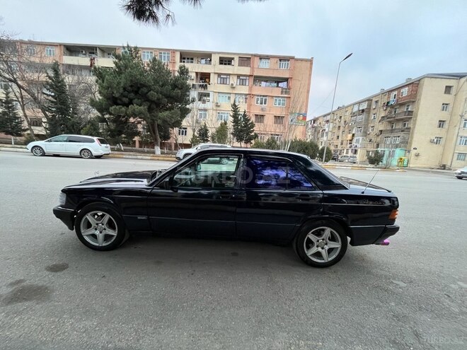 Mercedes 190 1992, 260,000 km - 1.8 l - Sumqayıt