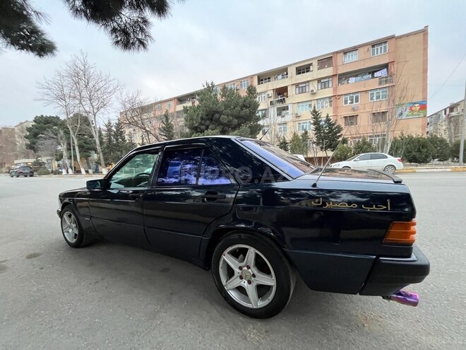 Mercedes 190 1992, 260,000 km - 1.8 l - Sumqayıt