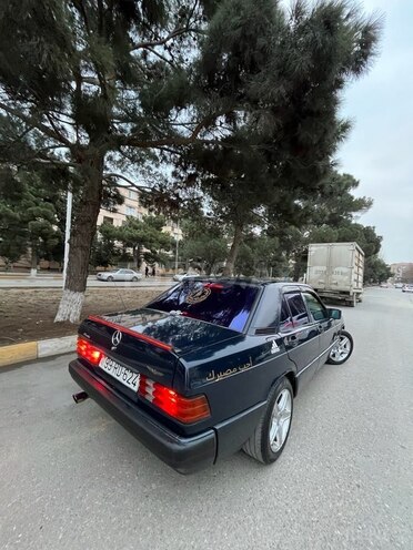 Mercedes 190 1992, 260,000 km - 1.8 l - Sumqayıt