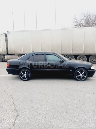 Mercedes C 230 1999, 234,569 km - 2.3 l - Bakı