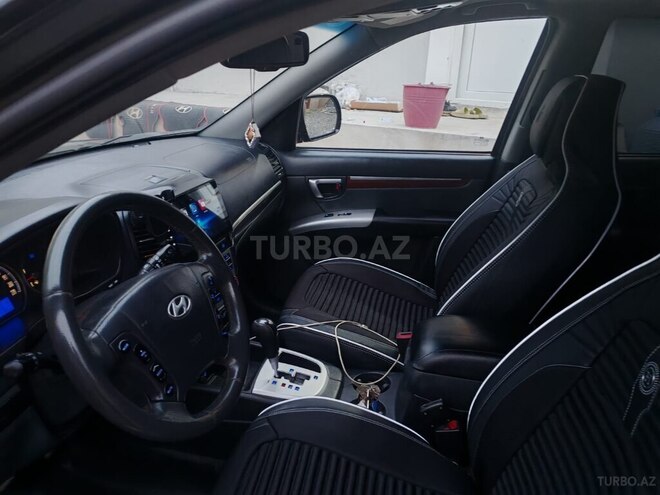 Hyundai Santa Fe-3