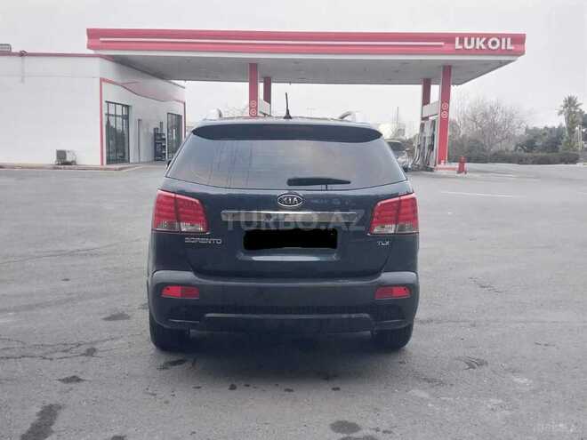 Kia Sorento 2011, 273,000 km - 2.0 l - Bakı